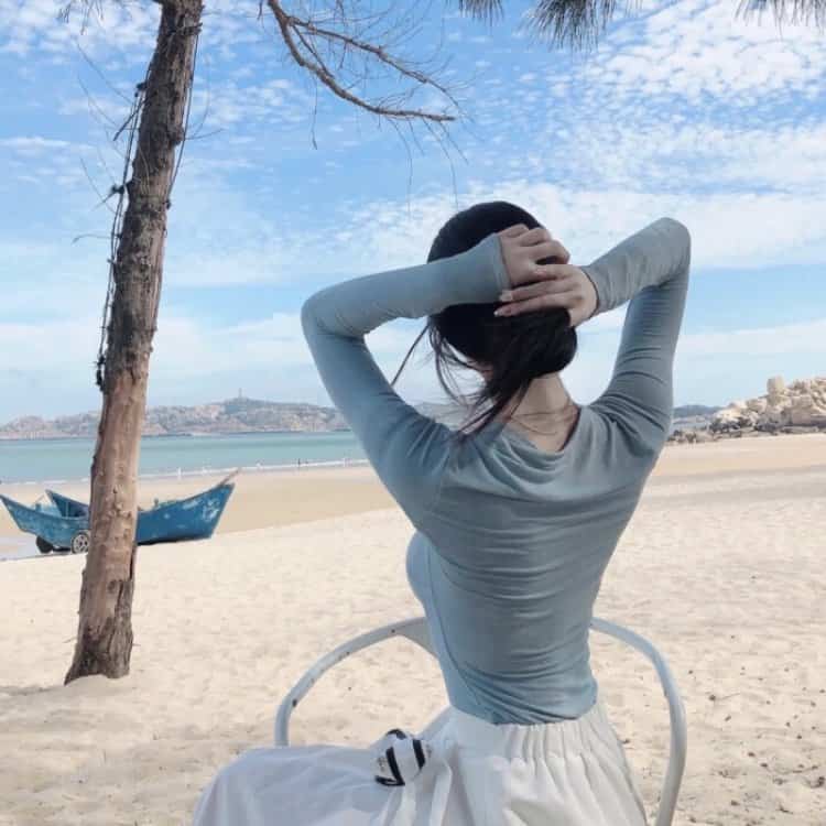 游戏主播:电竞女神的巅峰对决